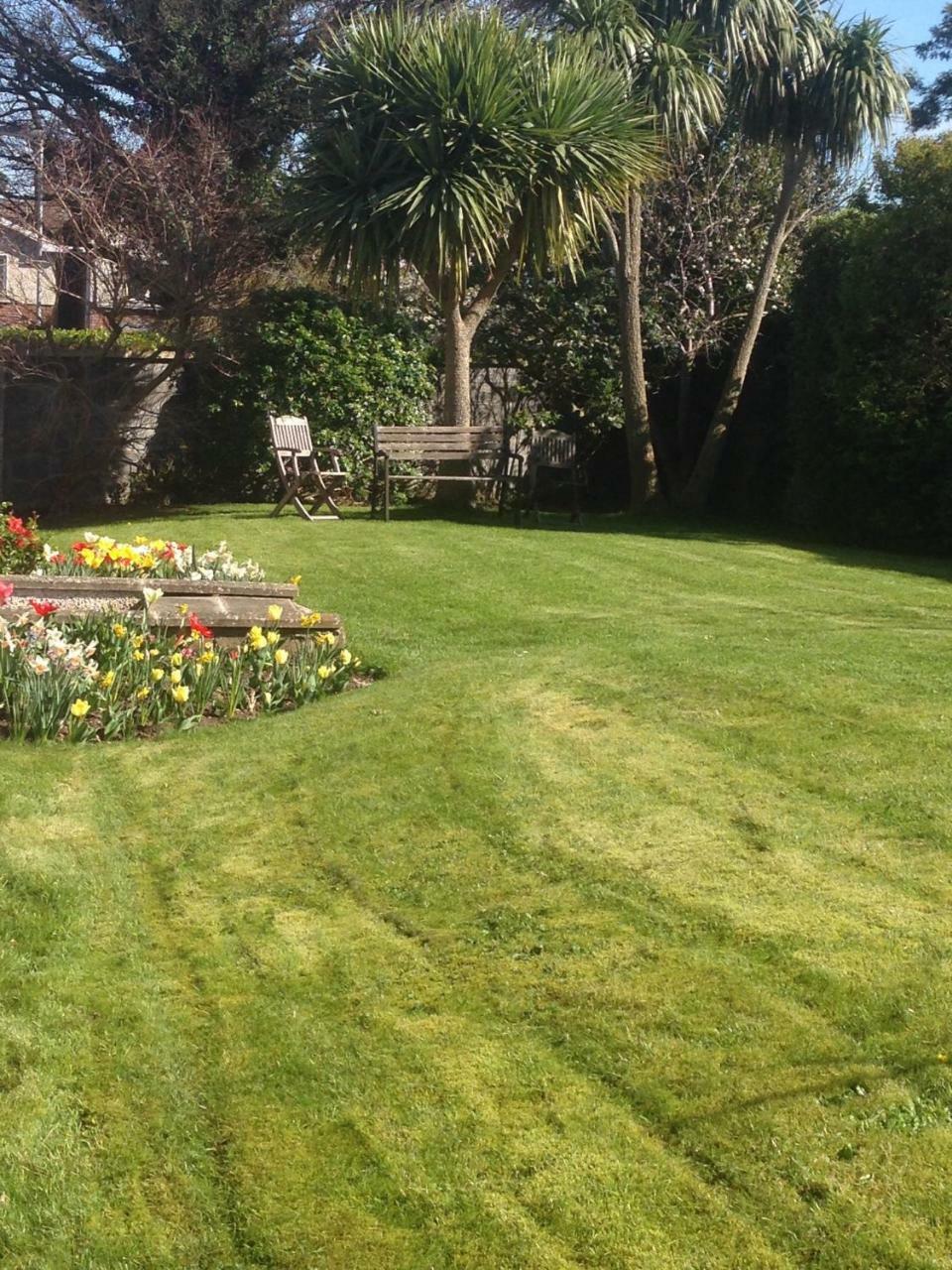 Large 5 Bedroom In Shankill South Holiday home *