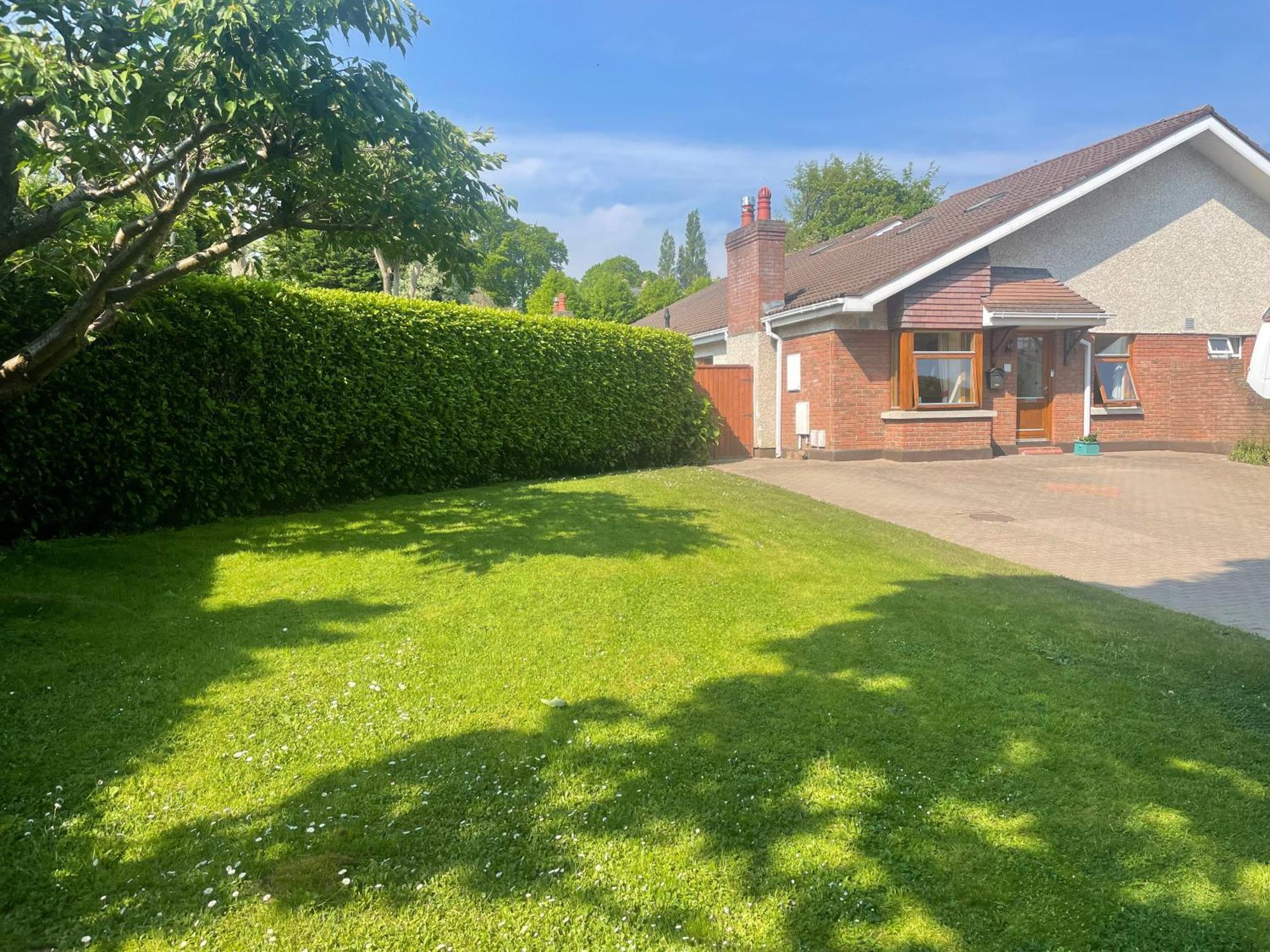 Holiday home Large 5 Bedroom In Shankill South *