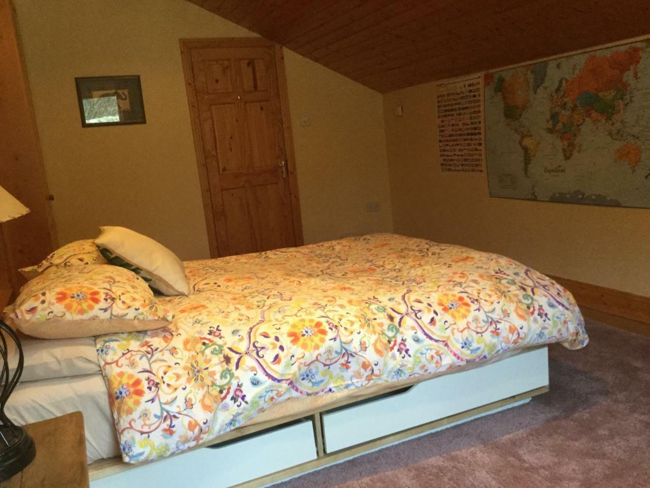 Holiday home Large 5 Bedroom In Shankill South